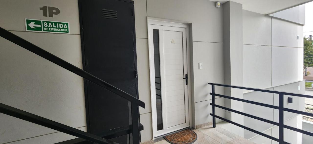 Pey Kau Apartment Ushuaia Bagian luar foto